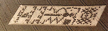  The "binary code" in the wheat field next to Chilbolton Observatory near Wherwell, Hampshire, U. K. was first reported on Monday, August 20, 2001. Aerial photograph © 2001 by Lucy Pringle.