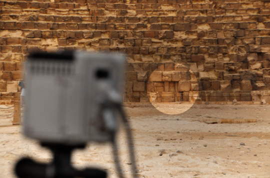 Thermal imaging of the Great Pyramid of Khufu or Cheops at Giza has revealed anomalies of an estimated 6-degrees-higher temperature in three of the highlighted limestone blocks above on the east side as well as in the upper half of the Great Pyramid. The thermal investigation began October 25, 2015, by the Scan Pyramid project. Additional thermal anomalies have been detected at the pyramid of Khafre as well as the Red and Bent Pyramids at Dahshur. Is there an opening behind these warmer stones? Image courtesy Scan Pyramids.