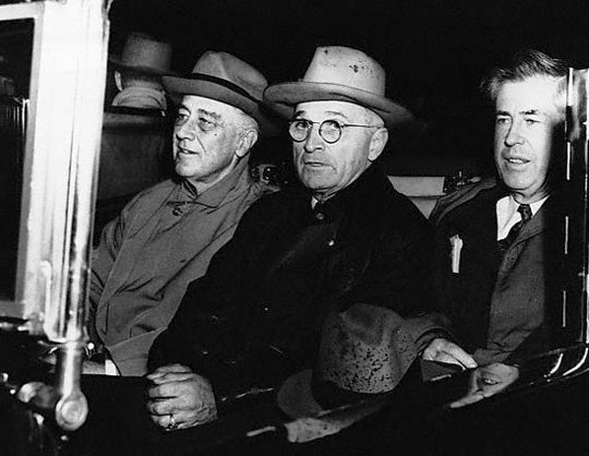 November 10th 1944. It was a week after FDR had won the reelection for the unprecedented fourth term. In one of the rare photos from 1944 Presidential Election, haggard-looking President Franklin D. Roosevelt, Vice President-elect Harry S. Truman sit in a car with sitting Vice President Henry Wallace relocated in the backseat. Taken at Union Station in Washington, D.C., by Abbie Rowe.