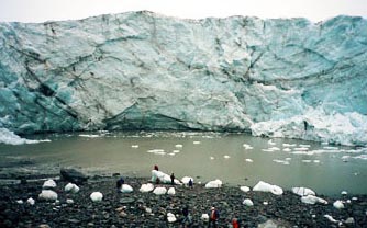 Unusual jet stream circulation caused this exceptional surface ice melt of the Greenland Ice Sheet in summer 2012. Image by Prof. Edward Hanna, Sheffield University.