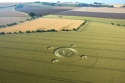 Above and below: A "horse" at center of astronomical design? Wheat pattern about 150 feet in diameter reported August 9, 2005, at Marden, Wiltshire, England. Aerial images © 2005 by Steve Alexander. 