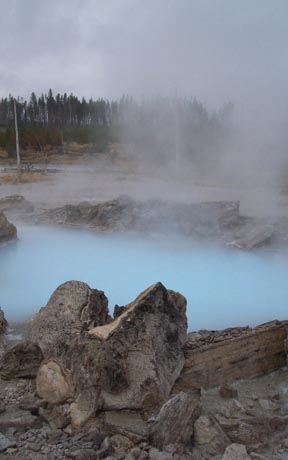 Pork Chop Geyser erupted for the first time on July 16, 2003, since 1989. Photograph courtesy USGS.