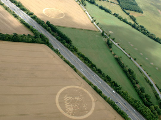 Top circle on the South side of the M4 near Wickham Green in Hungerford, Berkshire, England. Bottom circle on the North side of the M4. Aerial image © 2010 by Madelien Scholten.