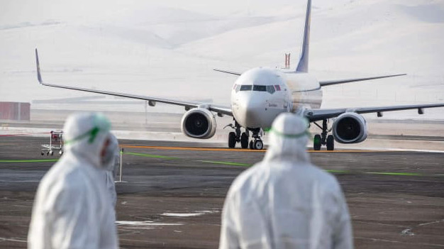 As flights in and out of China are being shut down around the world, the Wuhan coronavirus looks increasingly like a pandemic, experts now warn. Image by MSN.com.